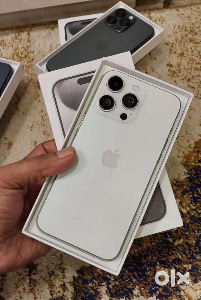 Iphone 15 pro max REFURBISHED Replacem Warranty it's Distributer price