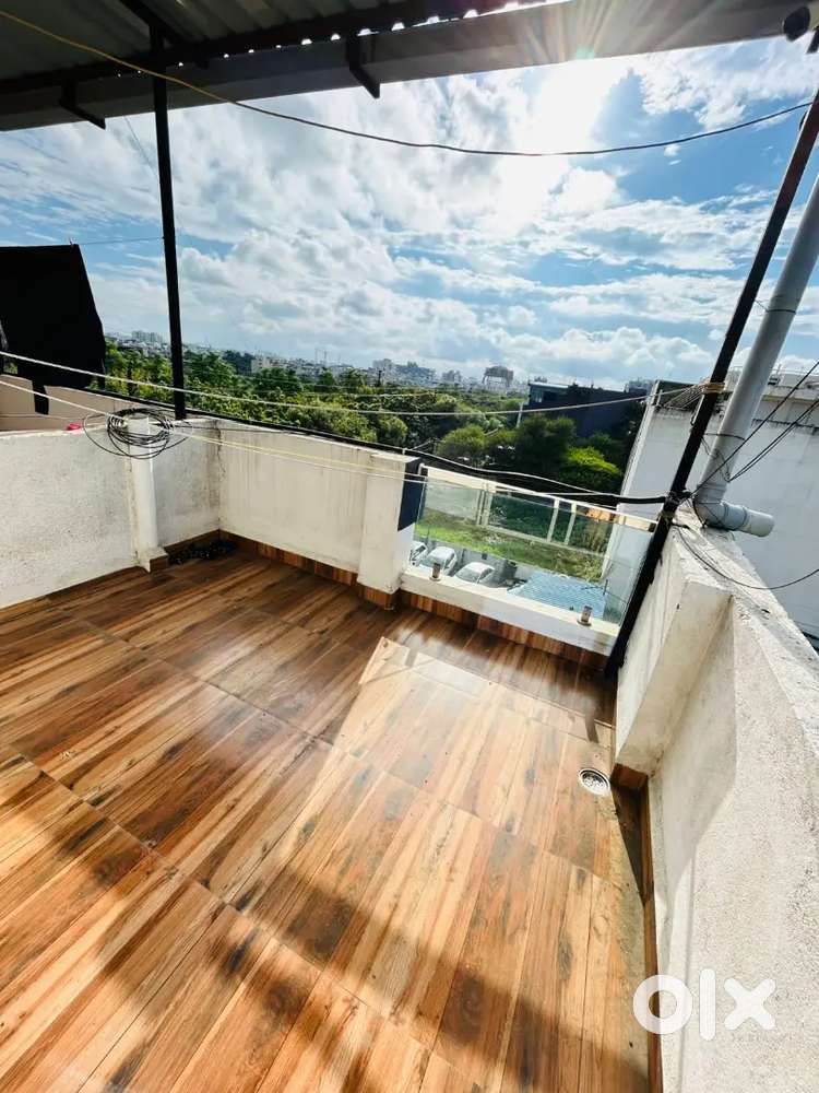 Luxurious penthouse 1bhk fully furnished flat for rent