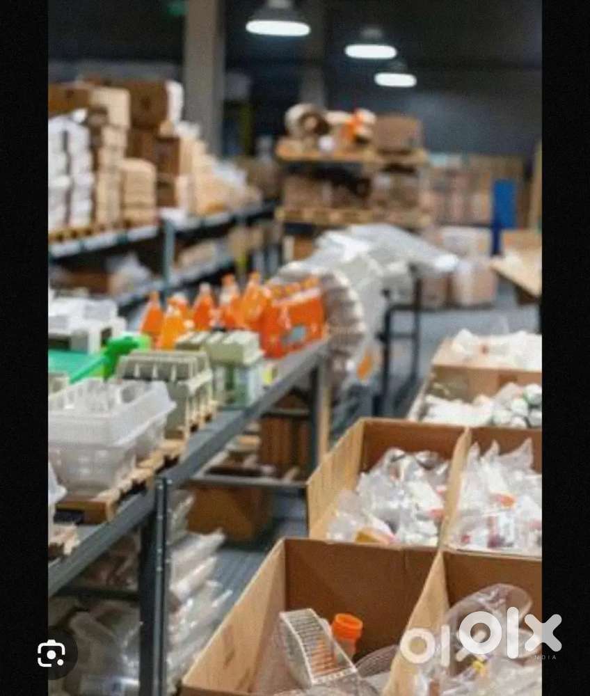 Grocery werehouse packing