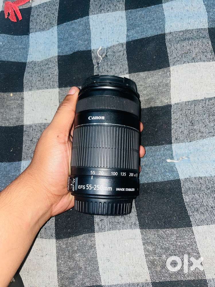 Canon 1300d camera for sell