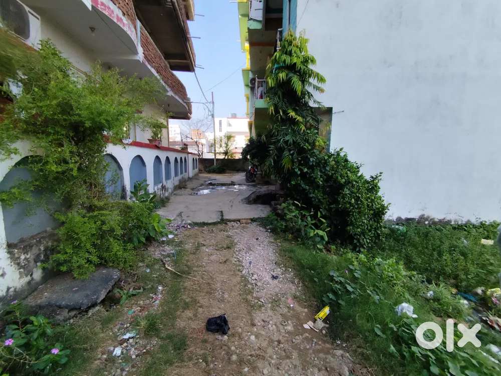 Plot for sale at Gola road