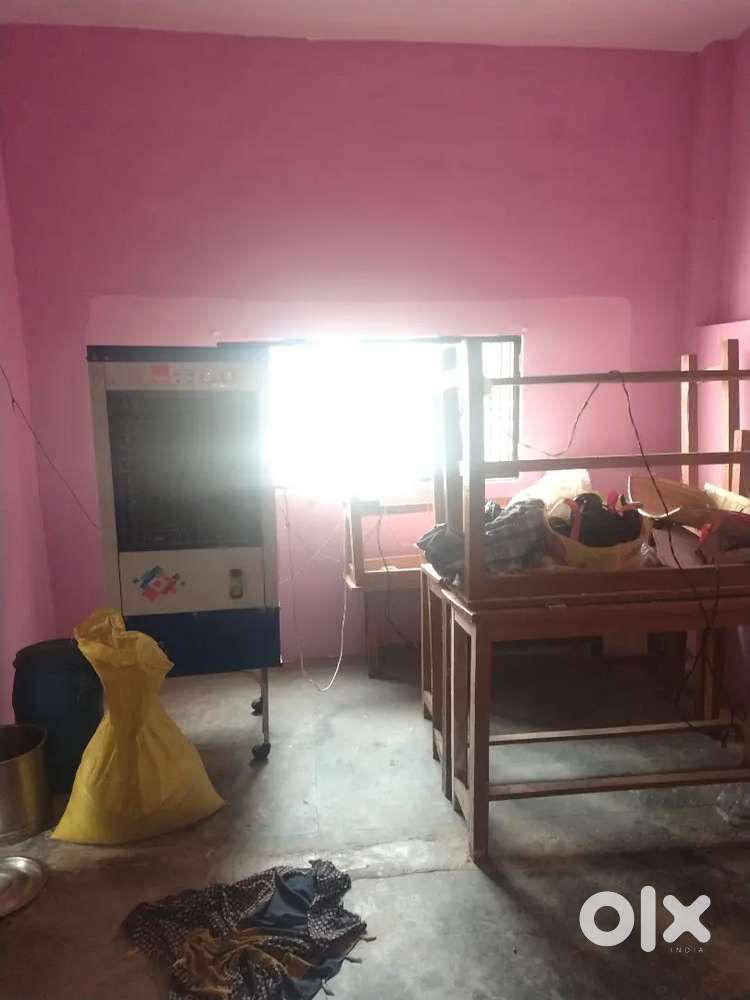 Rent room for girls