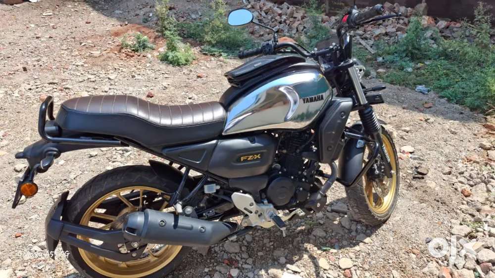 Special Edition Yamaha FZX chrome