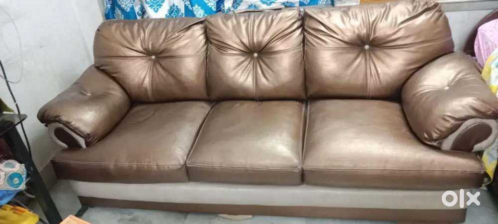 VERY COMFORTABLE SOFA SET