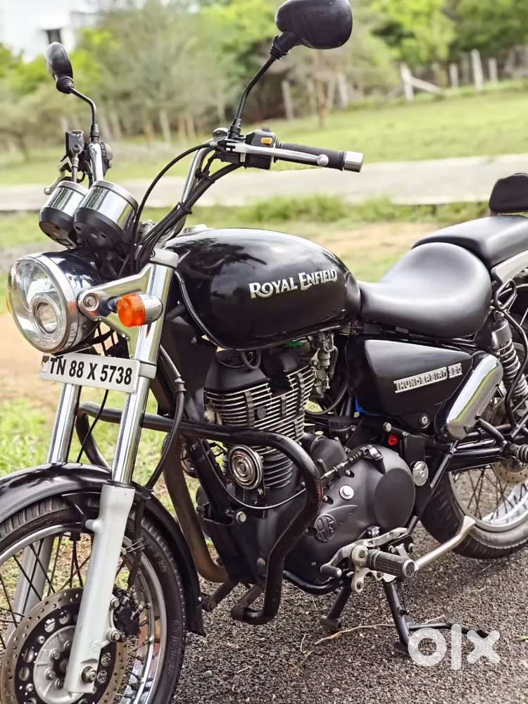 Royal Enfield Thunderbird 350 Black With Showroom Condition