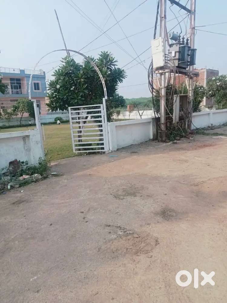 2 Plot in rp park near mahira tool plaza direct owner