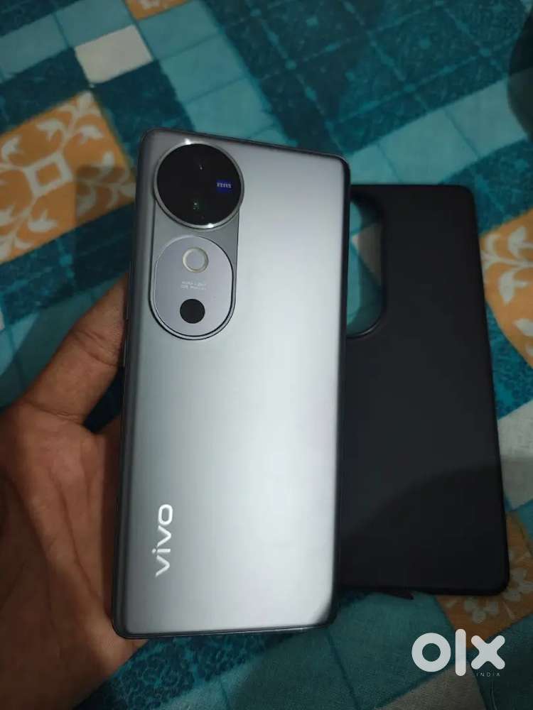 Vivo V40 5G