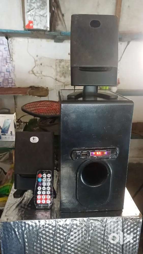 Old home theatre sound system