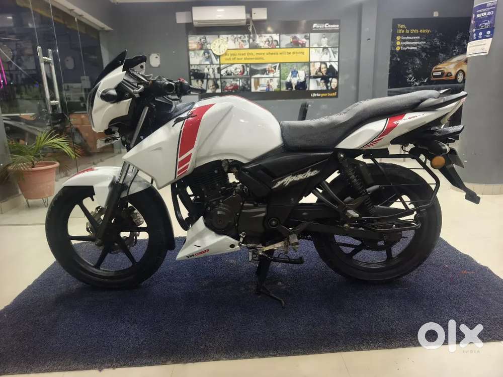 Apache BS4 JUST LIKE A NEW BIKE AT ARADHANA AUTOMOBILES MUZ
