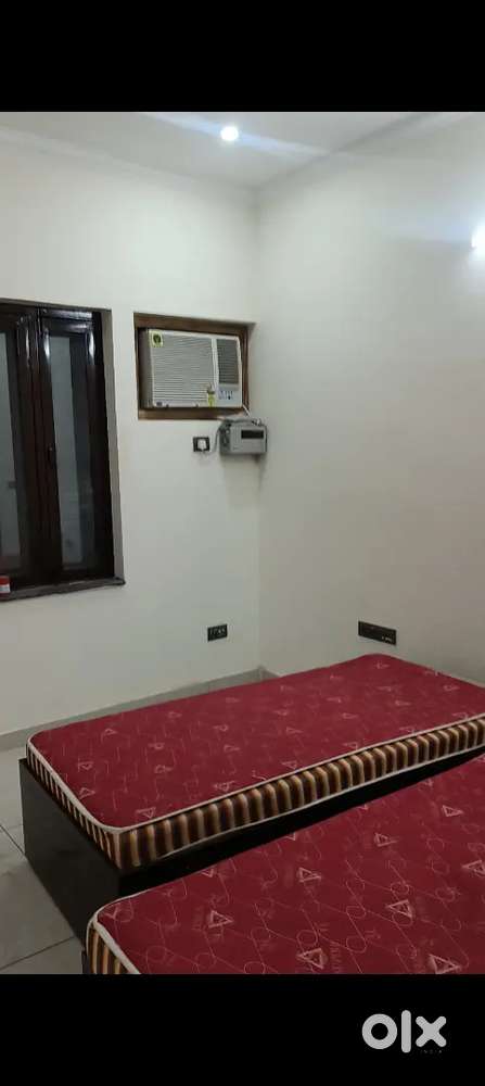 FULLY FURNISHED AC ROOM FOR RENT IN SUBHASHNAGAR GRAPHICERA CLEMENTOWN