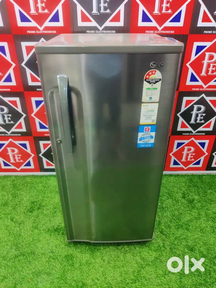 *11 LG Crom 2023 model in fantastic condition not little bit scattered