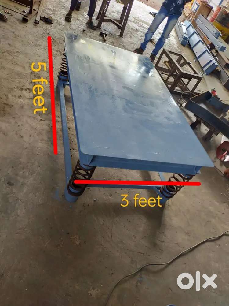 Vibration table