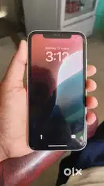 I phone 11 64gb very good condition