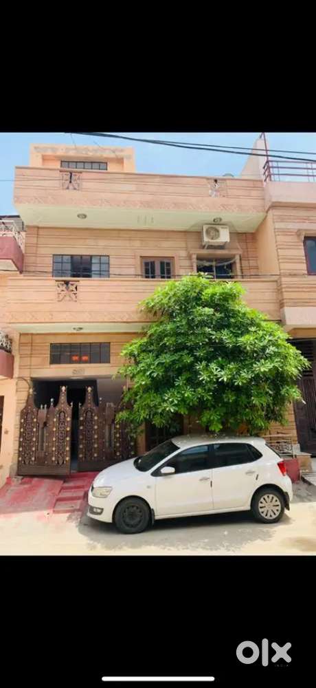 25   by 40  size main 30 feet road newly constructed furnished