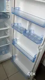 Samsung Refrigerator 183 L
