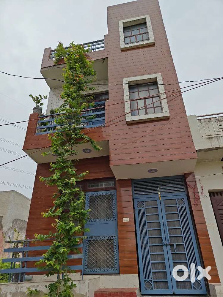 50 Gaj ka jaad se makan , Independent house for sale 50 gaj .