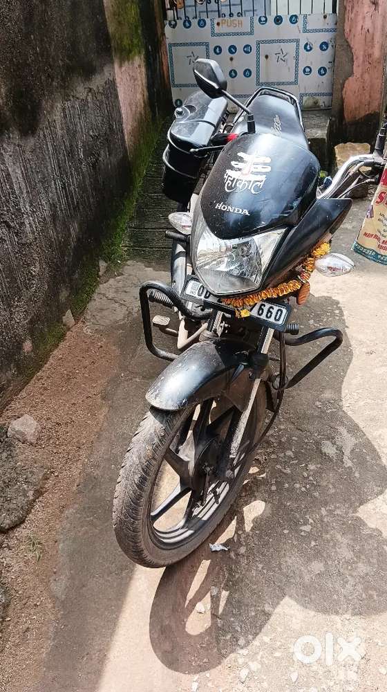 good condition Honda CB shine
