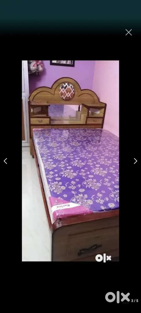 Teak wood Double cot