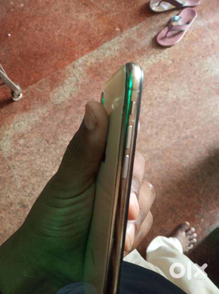 I phone xs