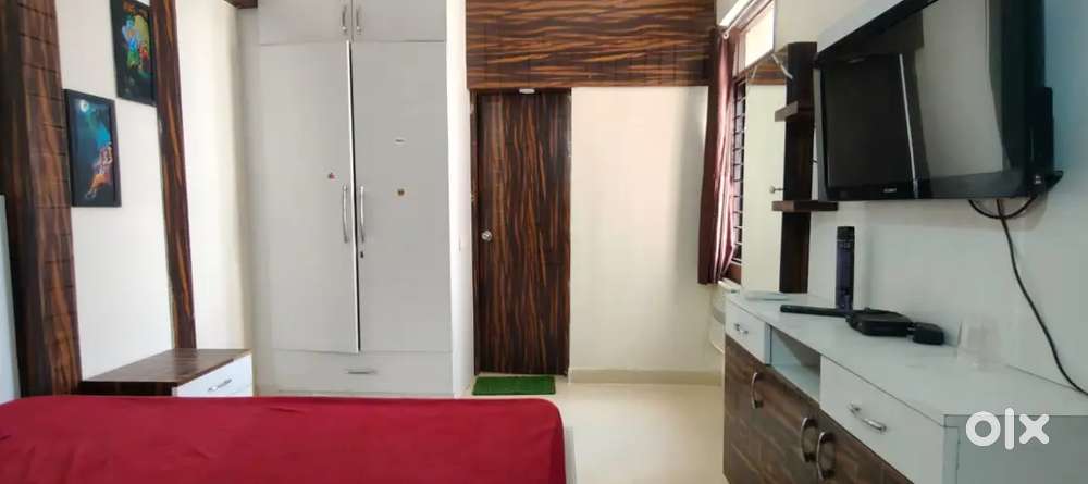 2bhk fully furnished flat sector 37D