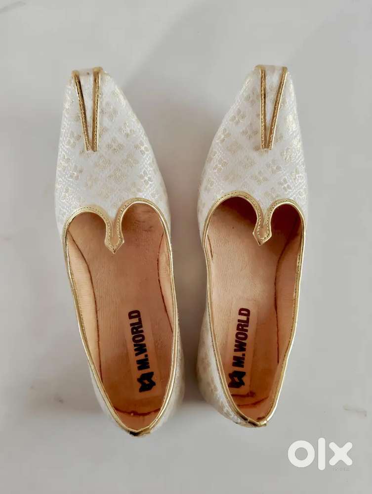 Unused Ethenic Shoes / Mojri (Size–7)
