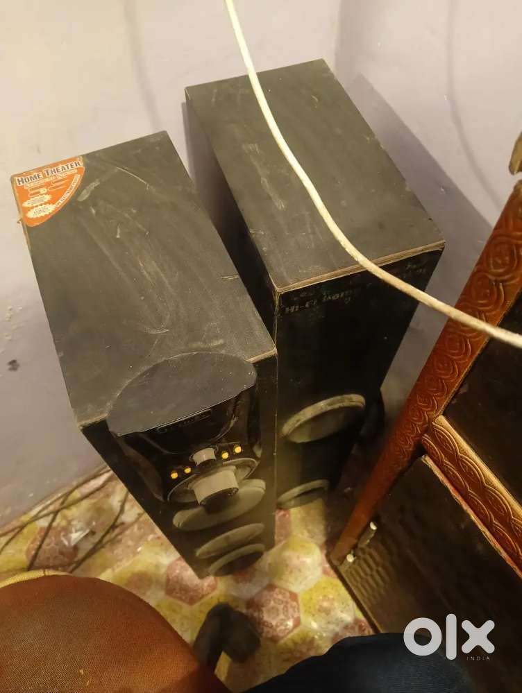 Tower Bluetooth Speaker