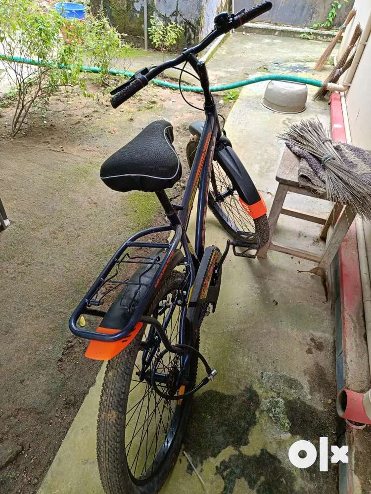 Standard bicycle for 3000