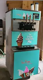 ICE CREAM MACHINE