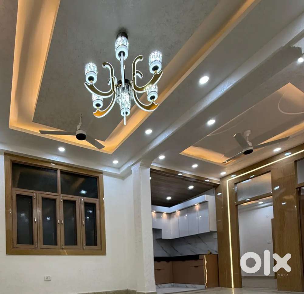 2 BHK flat semi furnished 62 nearby Indirapuram jdhhd