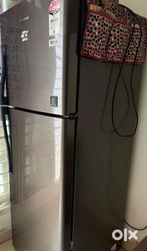 Whirlpool fridge 262 Ltrs