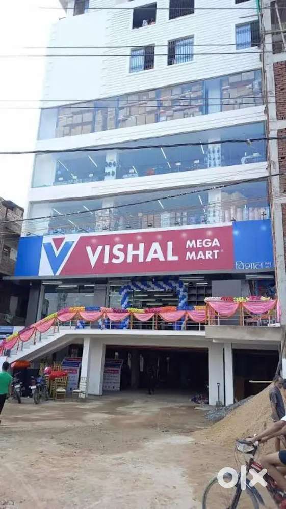 New job hiring in vishal mega Mart shopping mall 55 candidate need