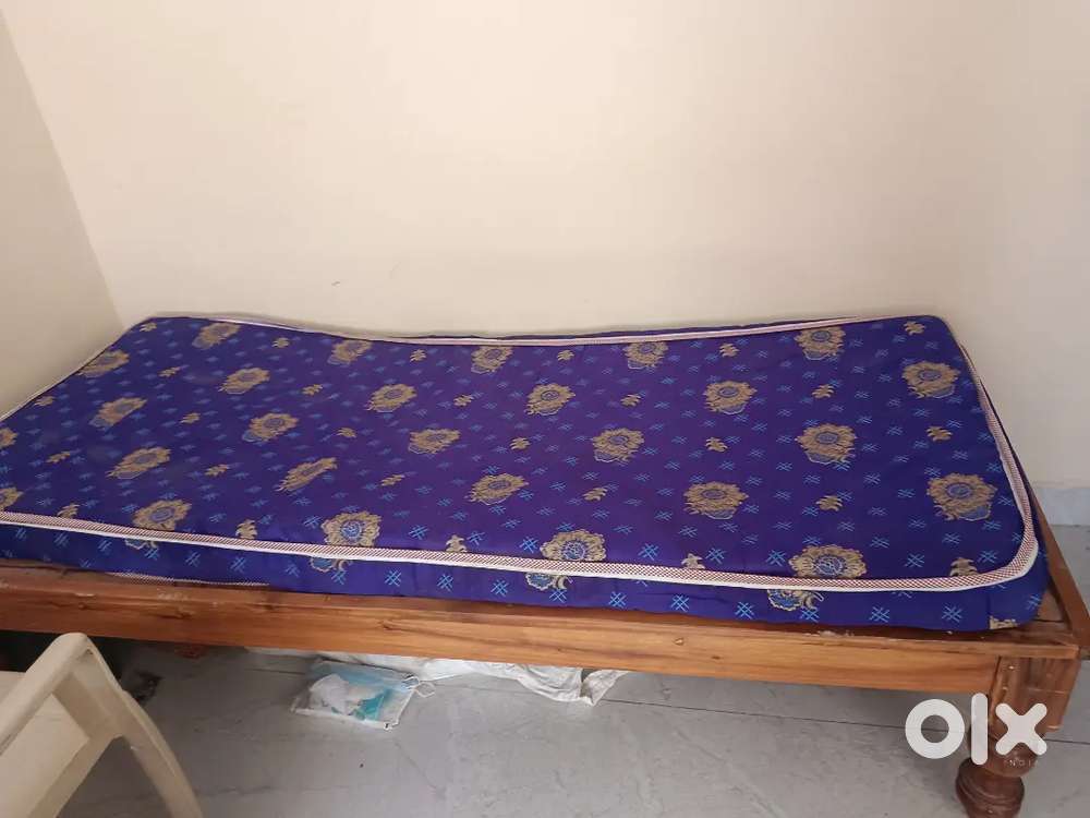 Per single Diwan cot