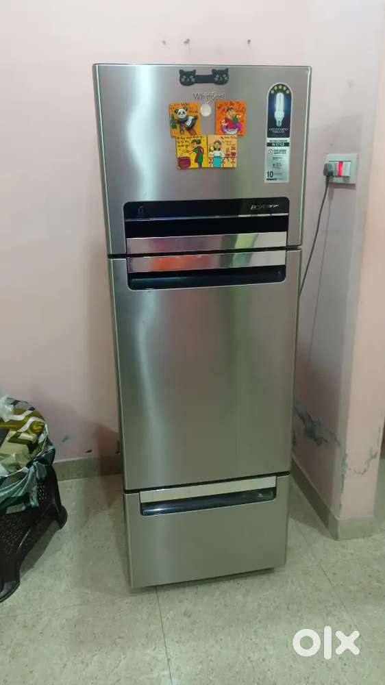 Triple door refrigerator