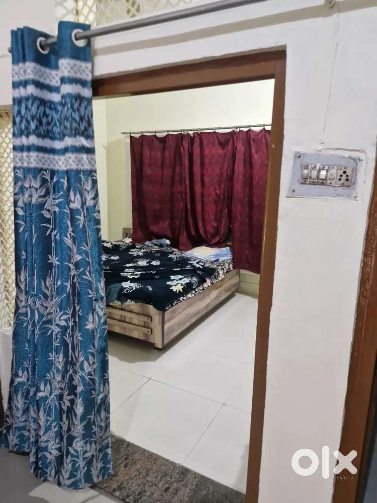 2BHK complete ground floar