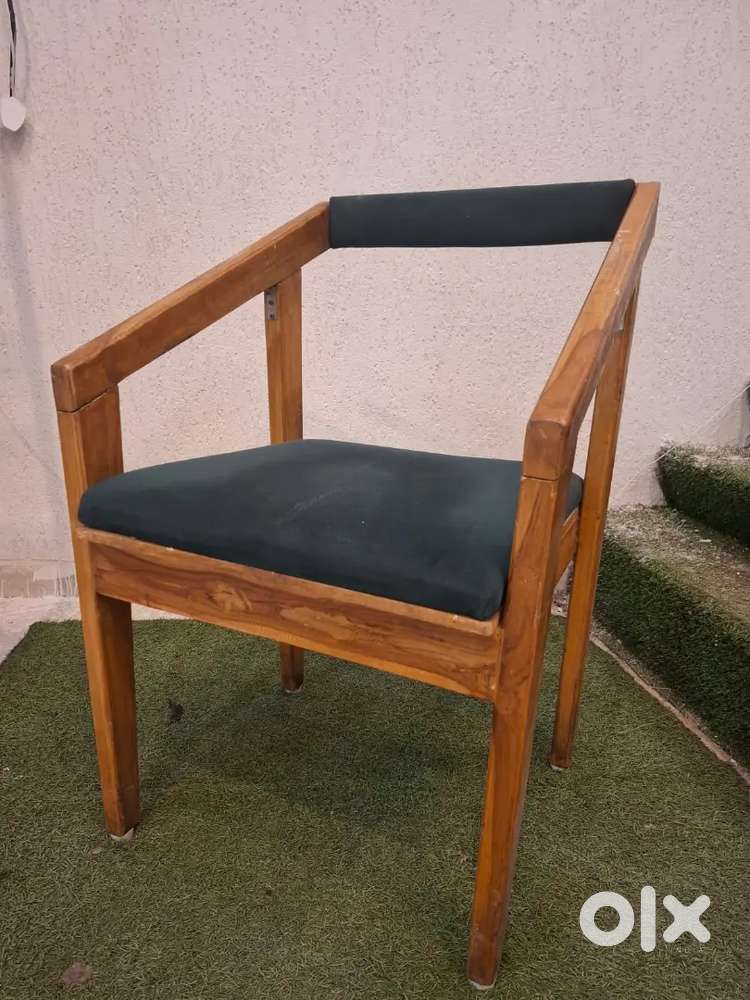 Dining chairs