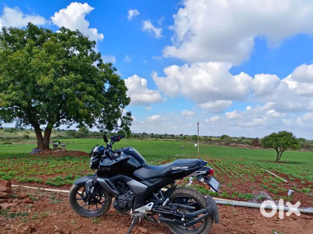 Urgent sale Yamaha FZ (KA05LN5739) in clean condition,