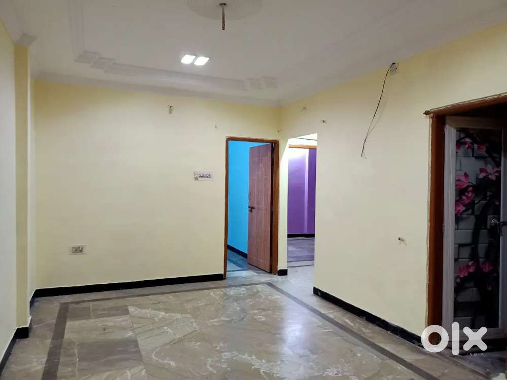 2BHK FLAT 3RD FLOOR NO PARKING MACHHARHAI ANDHERDEO 2650000