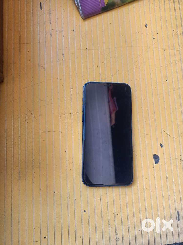 I phone 12 64 gb