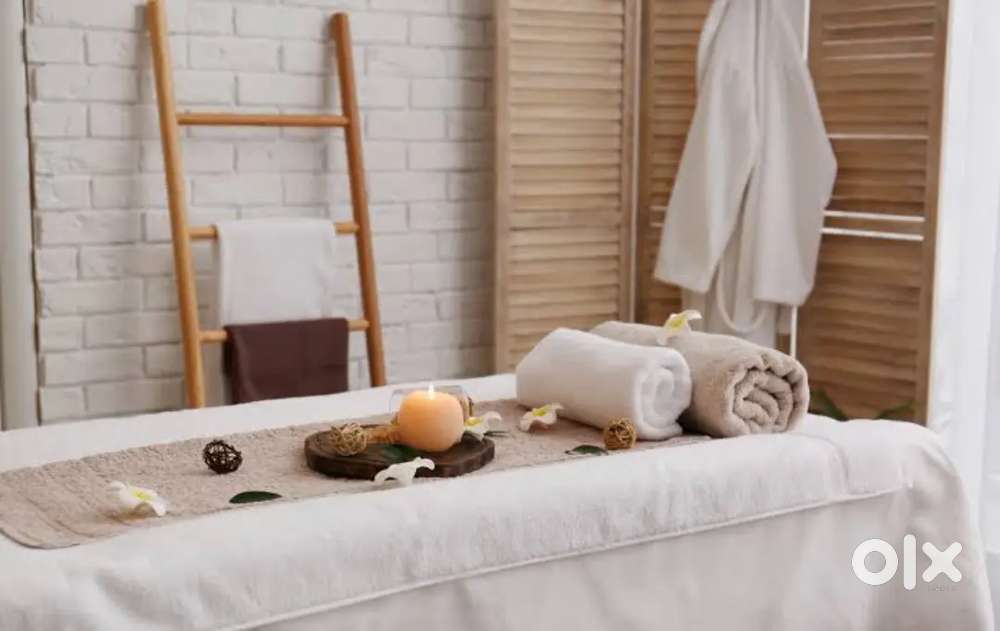 Female therapist required