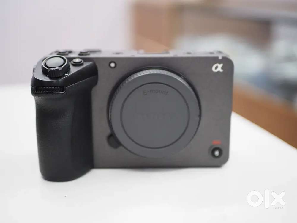 Unbox Sony cinema line FX30 camera body