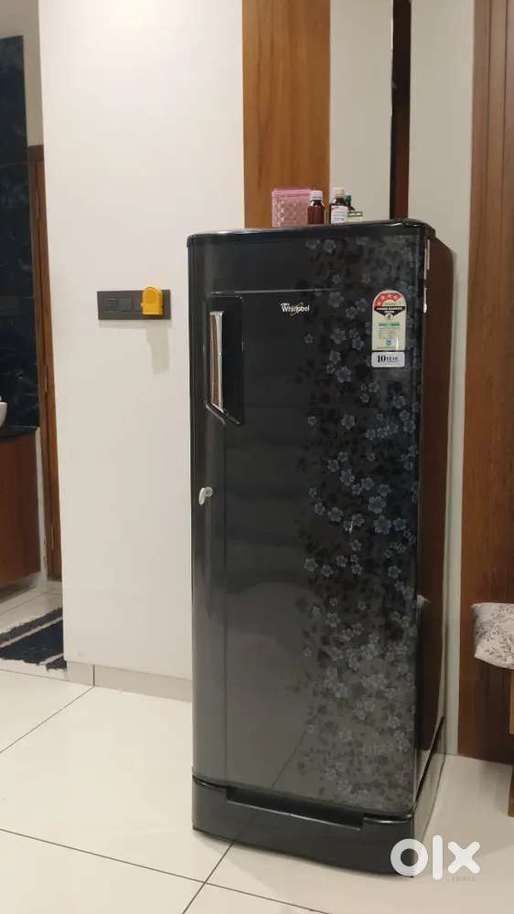 WHIRLPOOL 195 LTR...