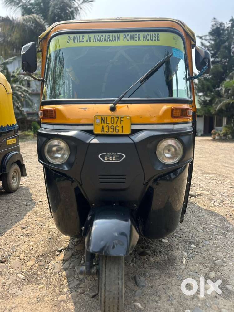 Auto BS6 in Best condition