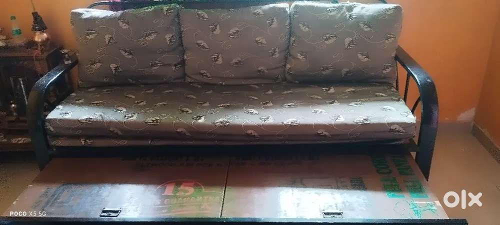 Sofa come bed