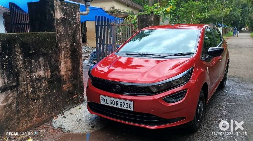 WELL MAINTAINED TATA ALTROZ FOR SALE