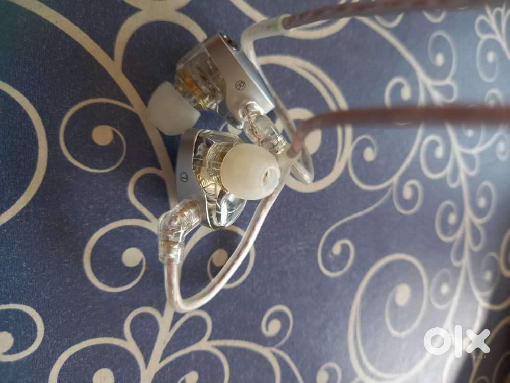 KZ castor pro iem ( silver, Harman Target with mic )