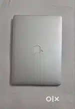 MacBook Air in Excellent Condition – Smooth & Reliable