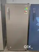 SINGLE DOOR FRIDGE JUST 9999
