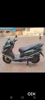 Suzuki Burgman BT 125 for sale.