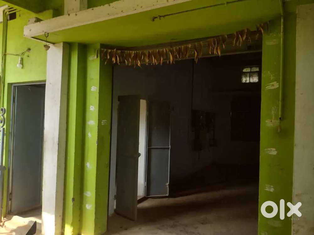 Commercial space  for Industrial use Godown r Warehouse Purpose 700sft