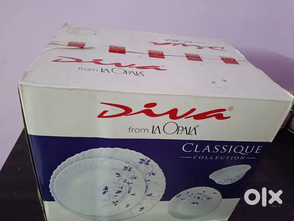 LAO PALA DINNER SET -27 Nos. For sale. Box packed condition.